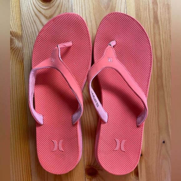 Hurley Flip Flops 6.5 - Picture 1 of 6